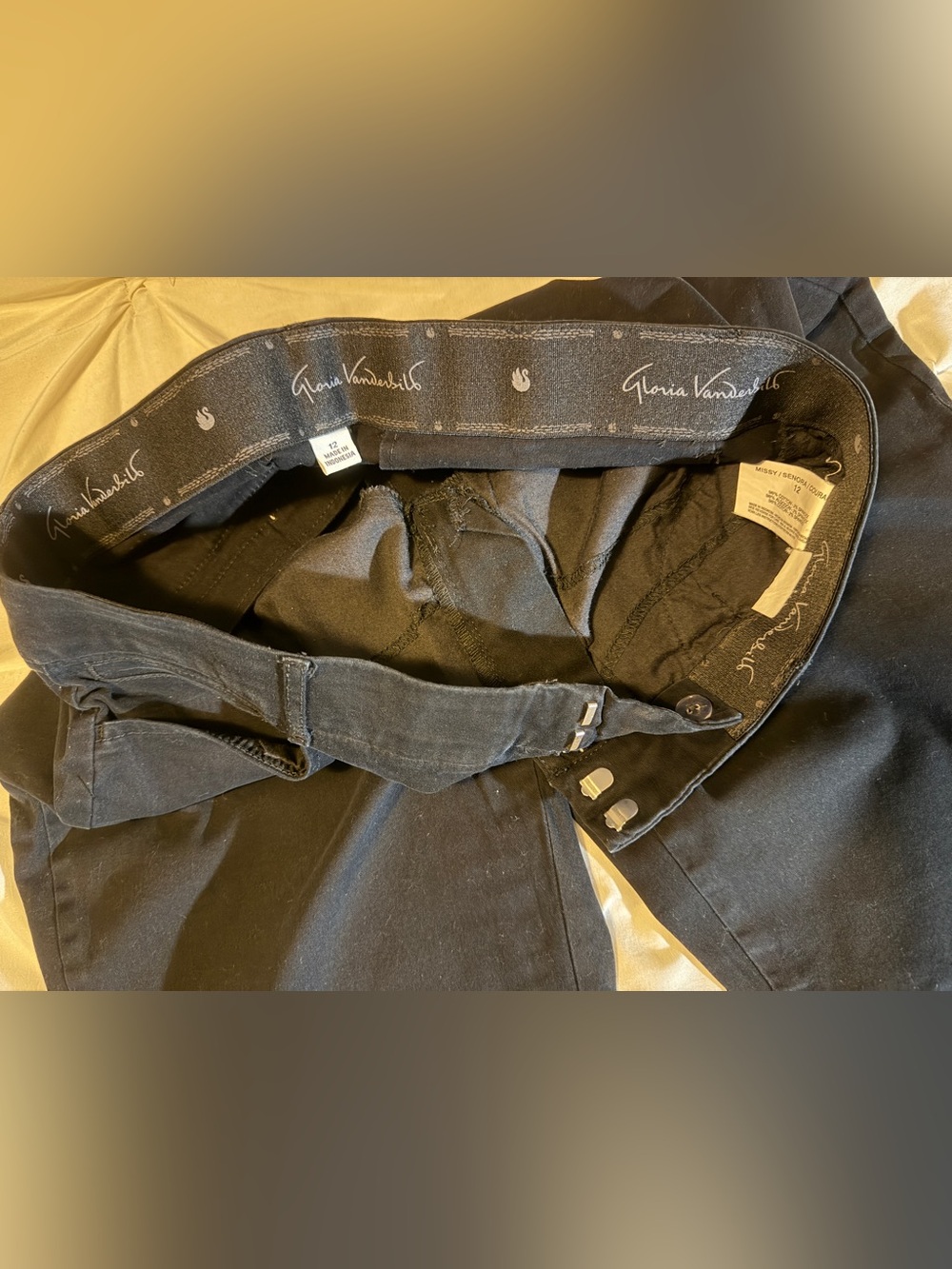Five Women's size 12 Pants Bundle!! - Picture 6 of 9